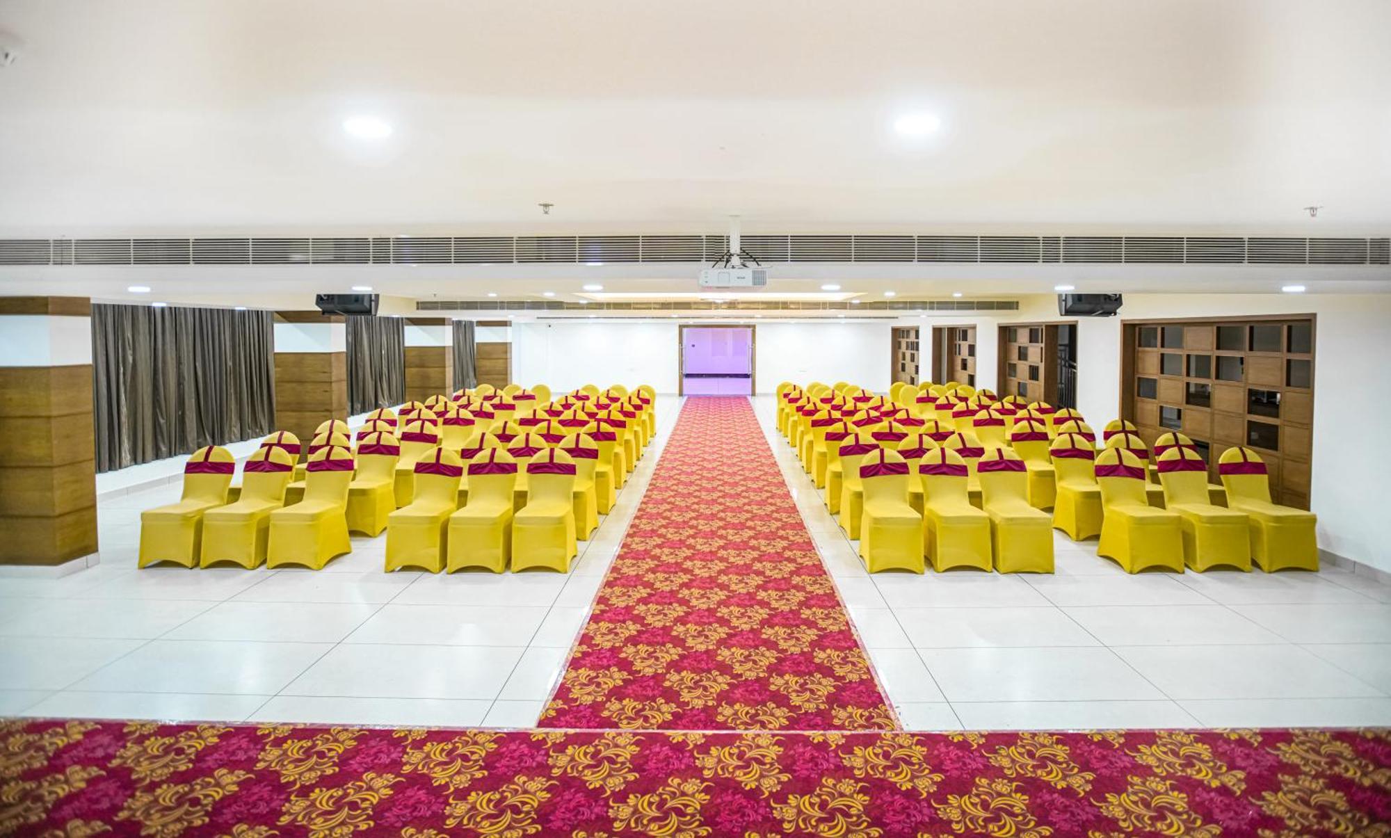 Kkm International Hotel Thiruvananthapuram Eksteriør billede